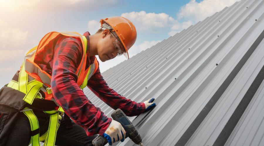 Professional residential roofers in Sundown, TX